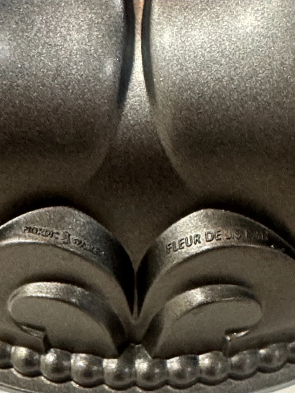 Nordic Ware Fleur De Lis Metallic Black 10 Cup Bundt Cake Pan